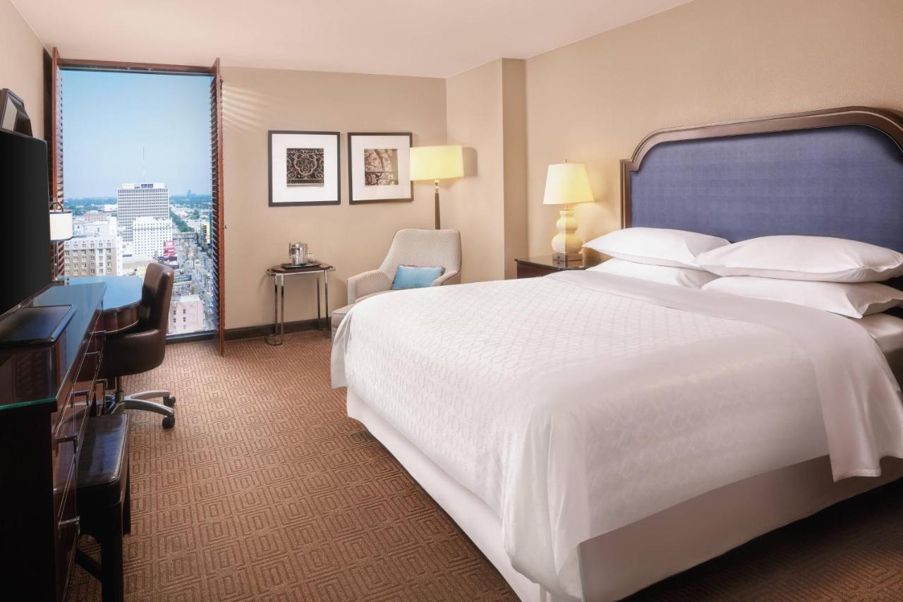 Traditional, Guest room, 1 King at Sheraton New Orleans Hotel