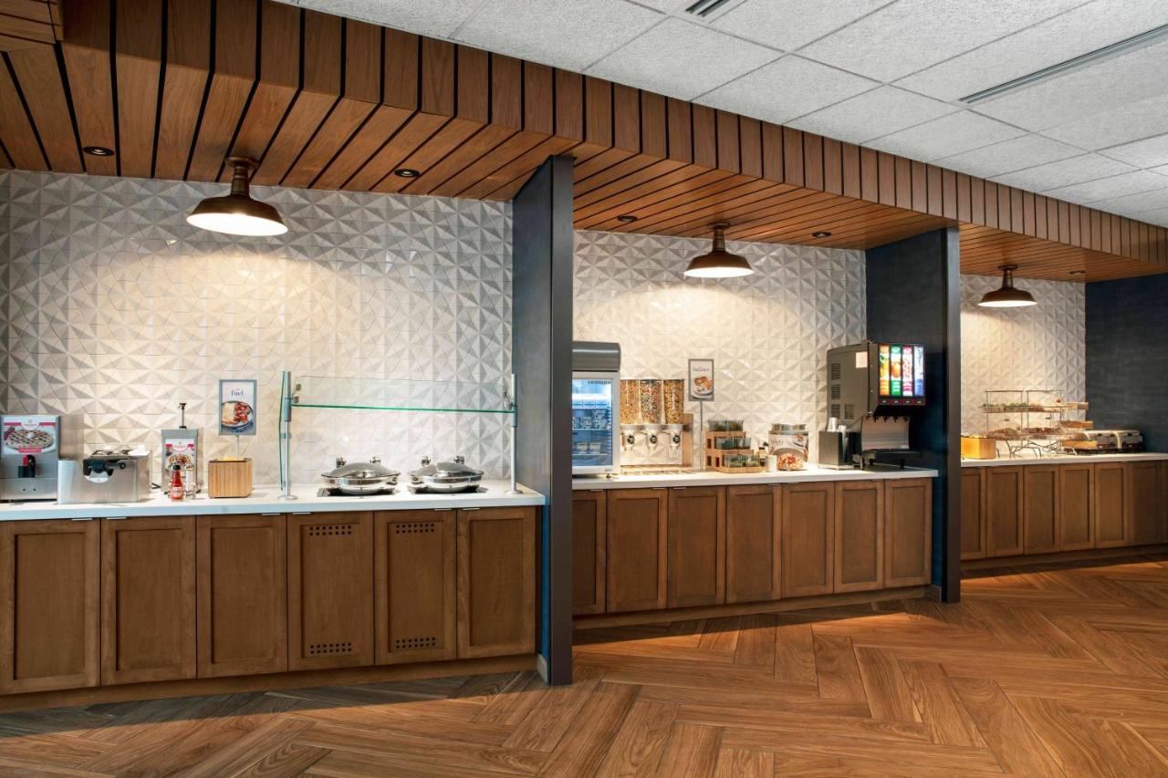 | Fairfield by Marriott Inn & Suites Lewisburg