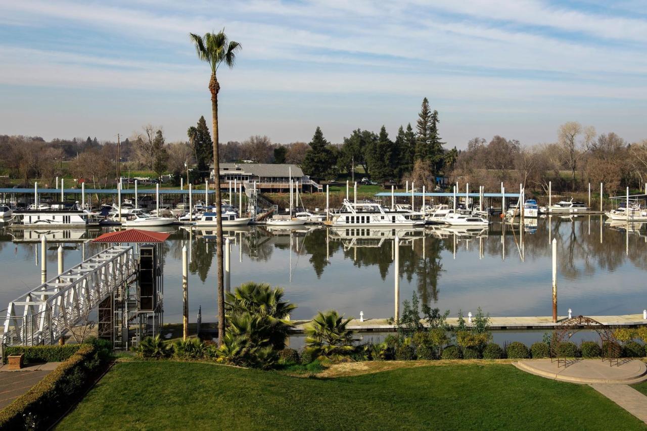 Executive Suite, 1 King, River view at The Westin Sacramento Hotel & Marina