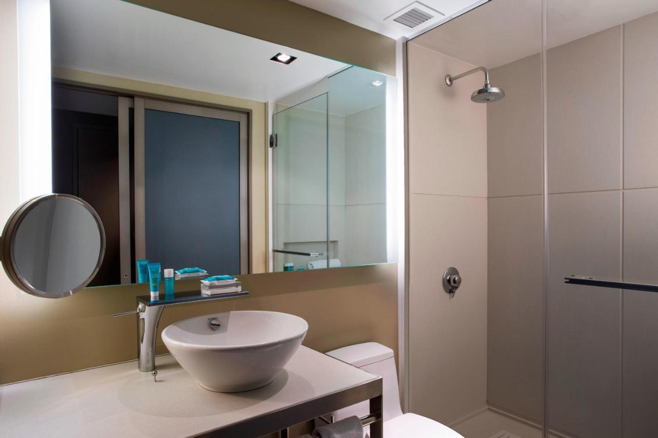 Wonderful Guest room, 1 King, City view at W New York - Times Square