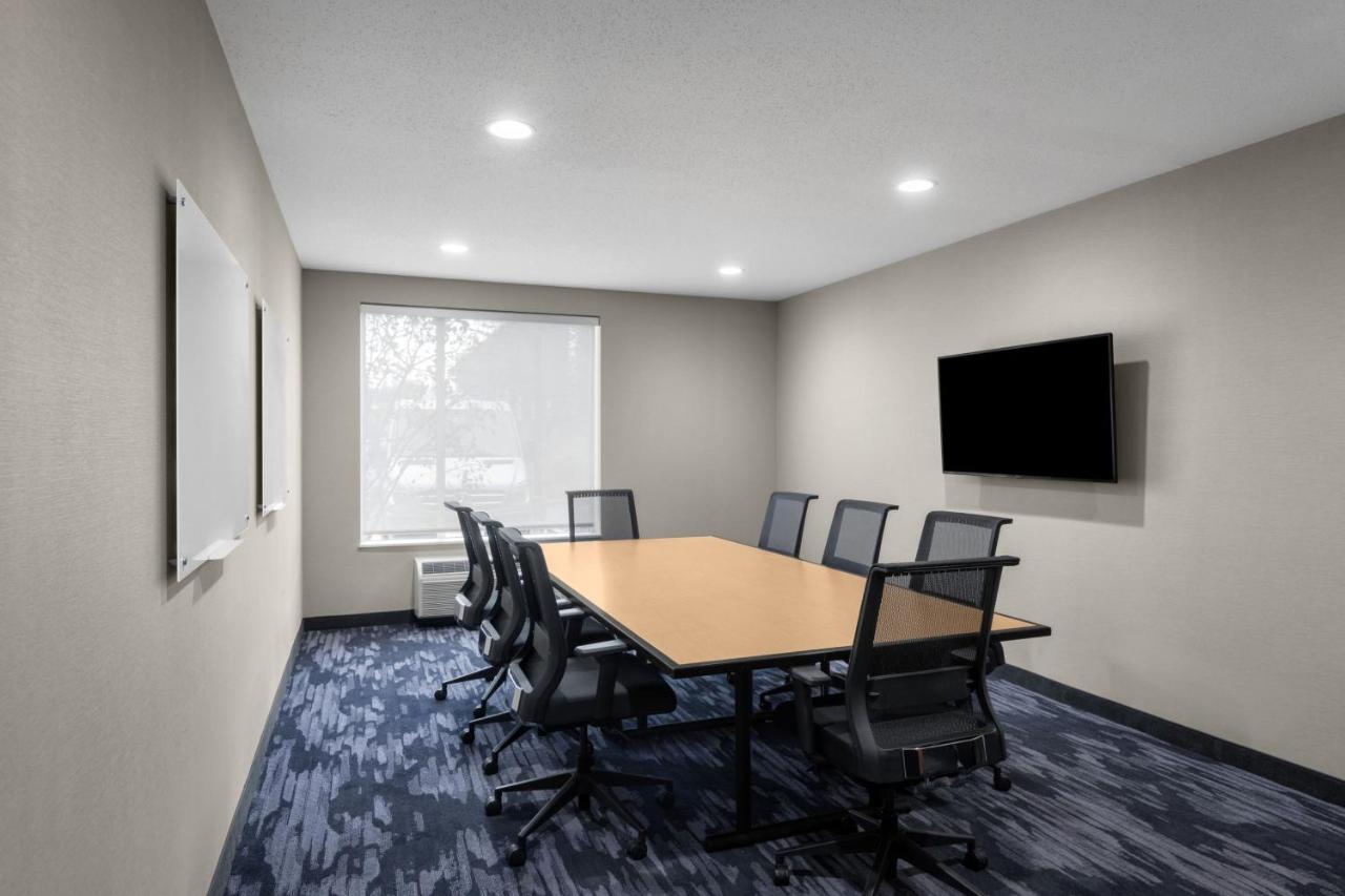 | Fairfield by Marriott Inn & Suites Washington Casino Area