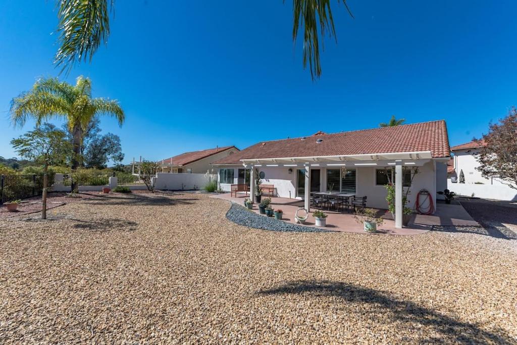 | Modern home in Bernardo Heights with club house amenities!