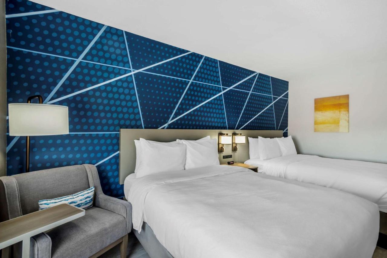 Queen Room with Two Queen Beds - Disability Access at Comfort Inn & Suites Lexington South