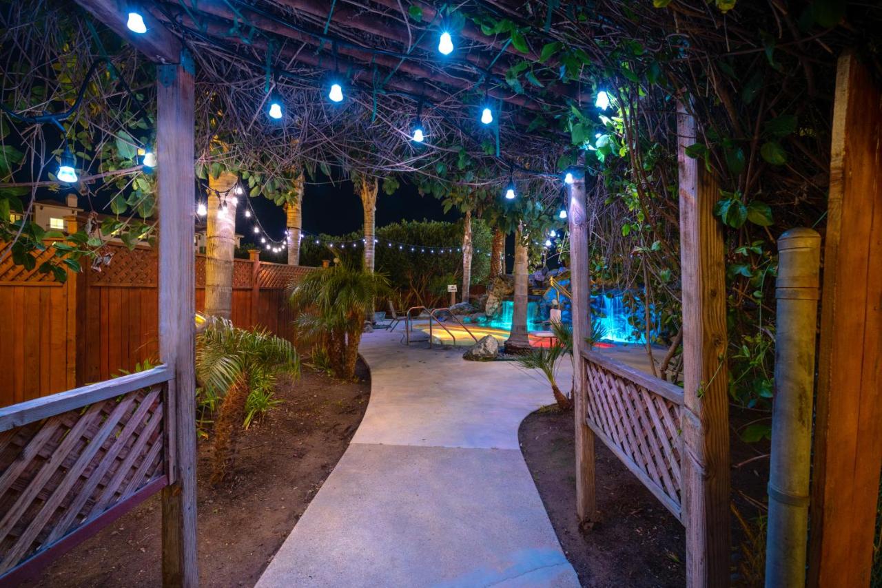 | Rose Garden Inn - San Luis Obispo