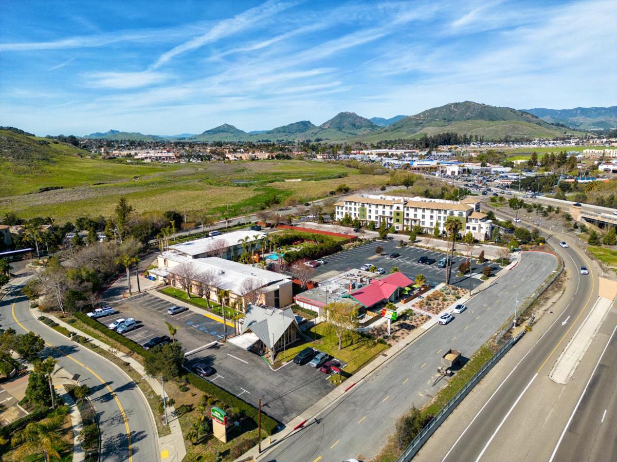 | Rose Garden Inn - San Luis Obispo