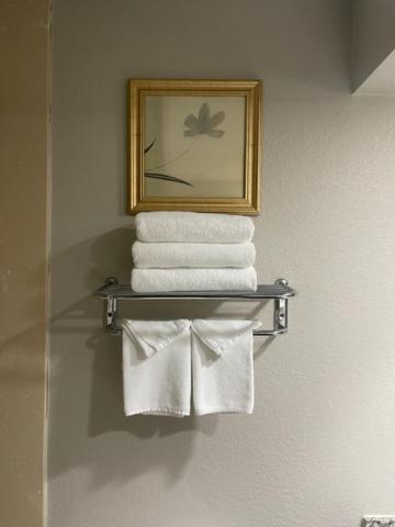 | Days Inn by Wyndham Fayetteville-South/I-95 Exit 49