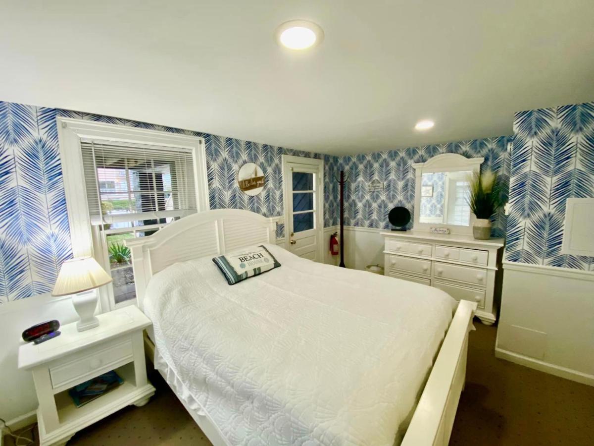 | Atlantic House Bed & Breakfast