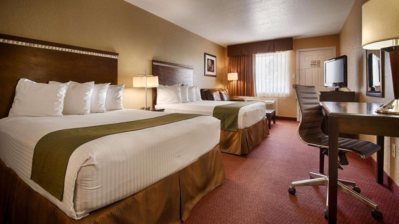  | SureStay Hotel by Best Western Floresville