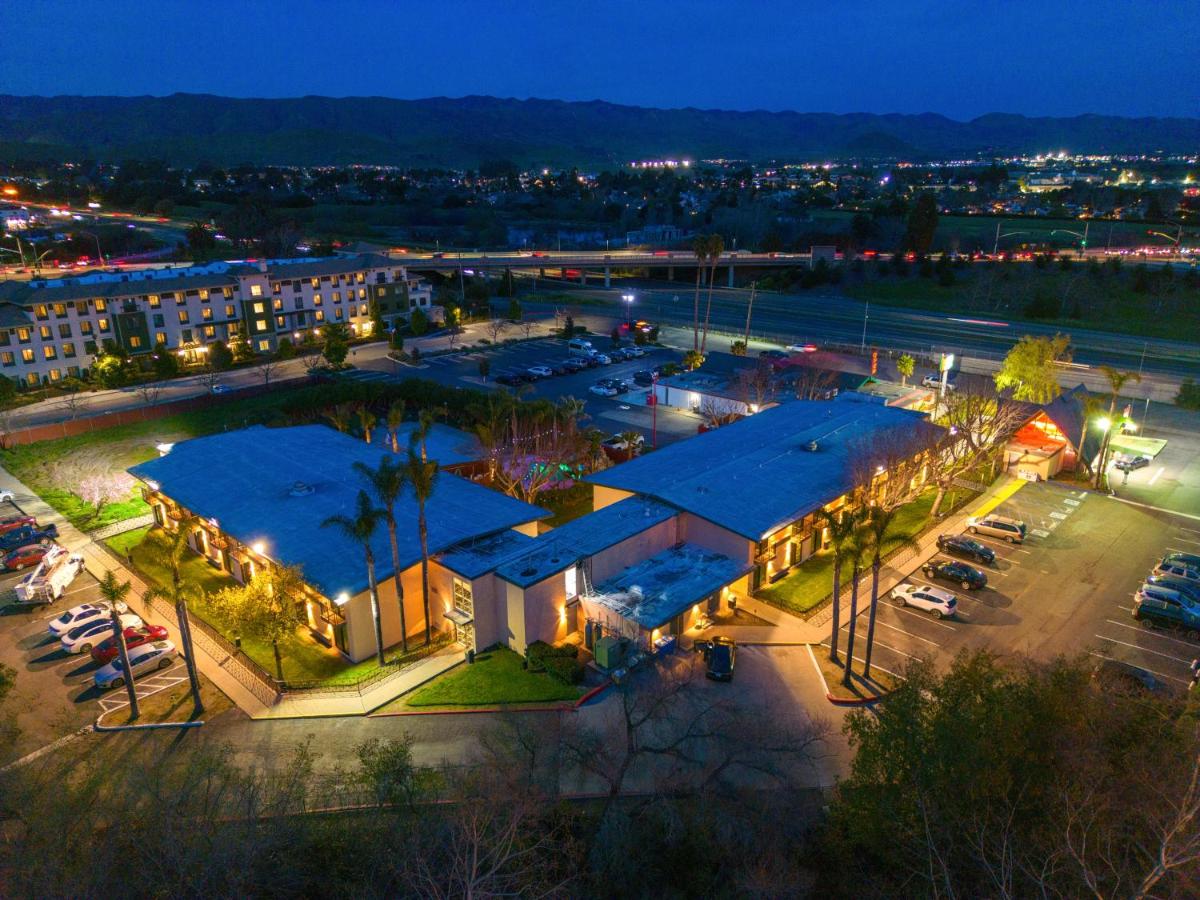 | Rose Garden Inn - San Luis Obispo
