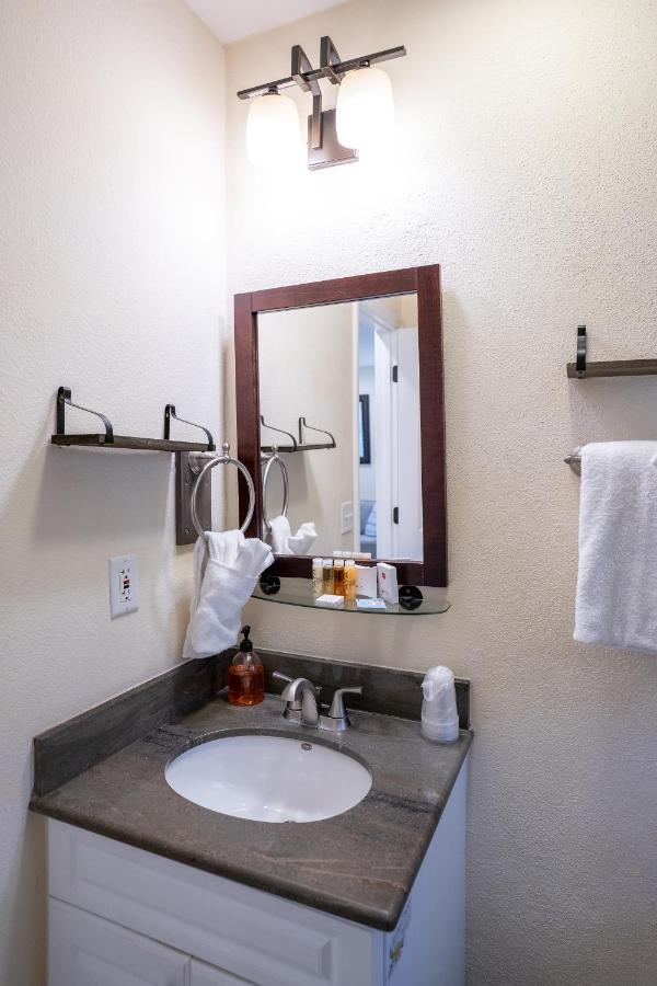 King Villa Unit 106 at The Capri at Siesta