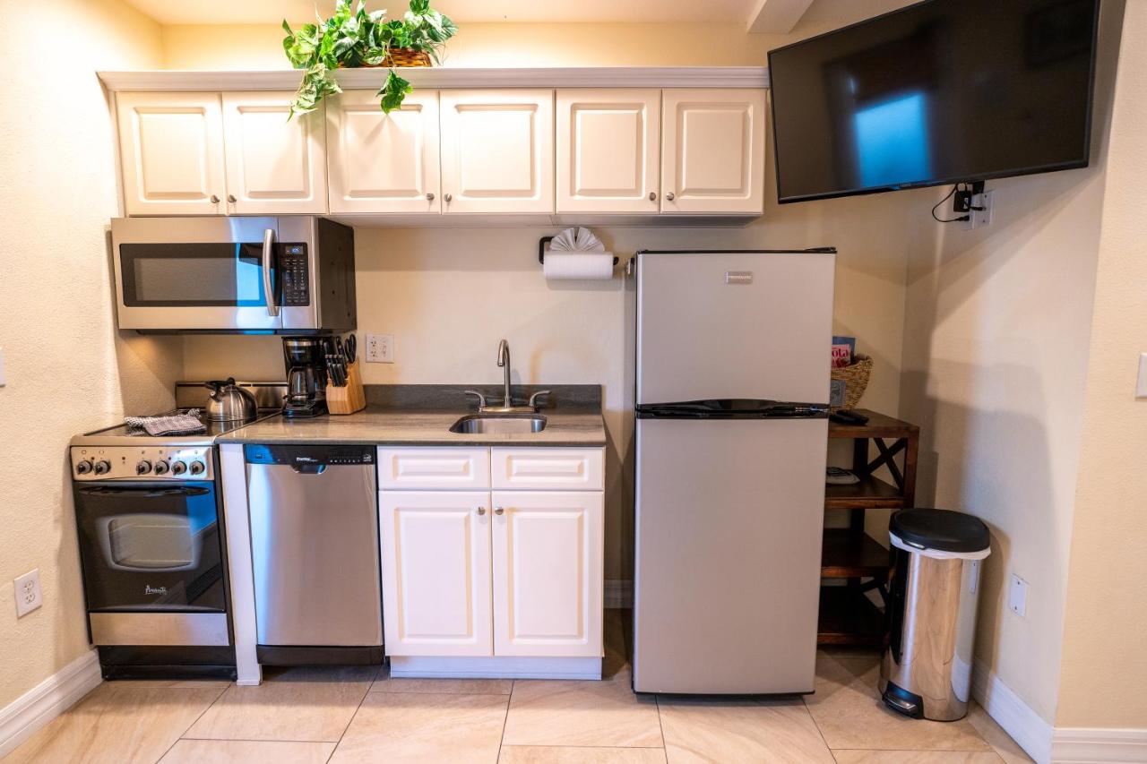 One-Bedroom Suite Unit 109 at The Capri at Siesta