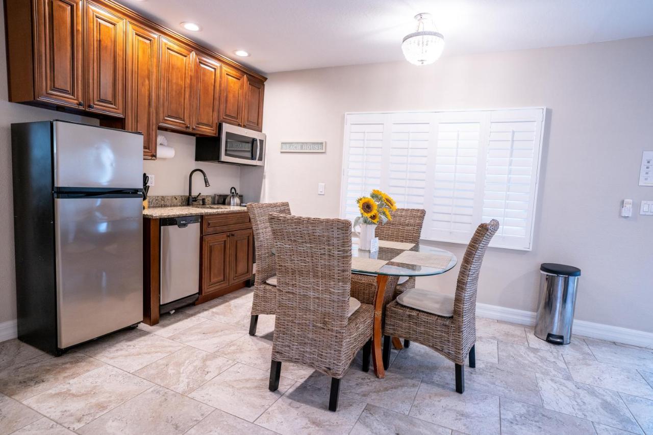 Deluxe Suite Unit 107 at The Capri at Siesta