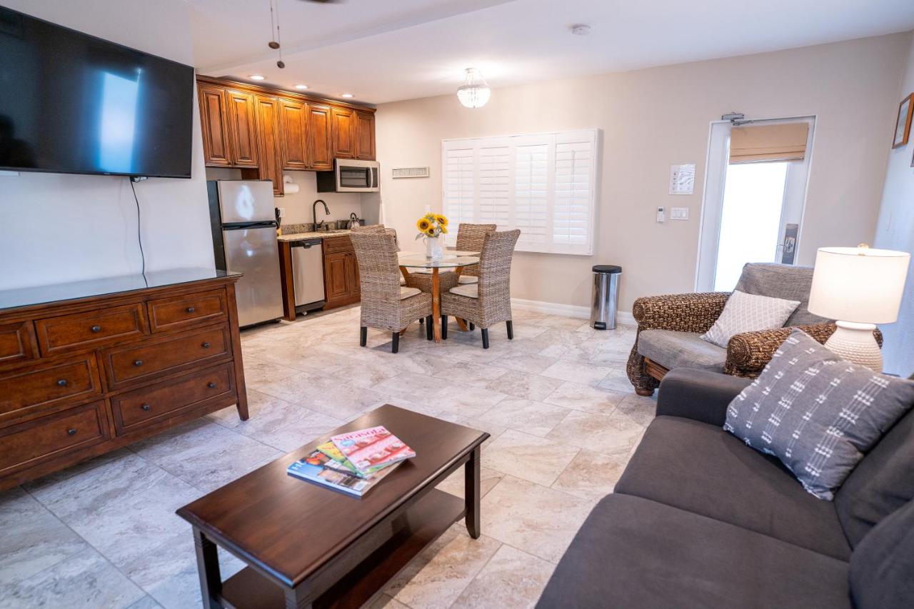 Deluxe Suite Unit 107 at The Capri at Siesta