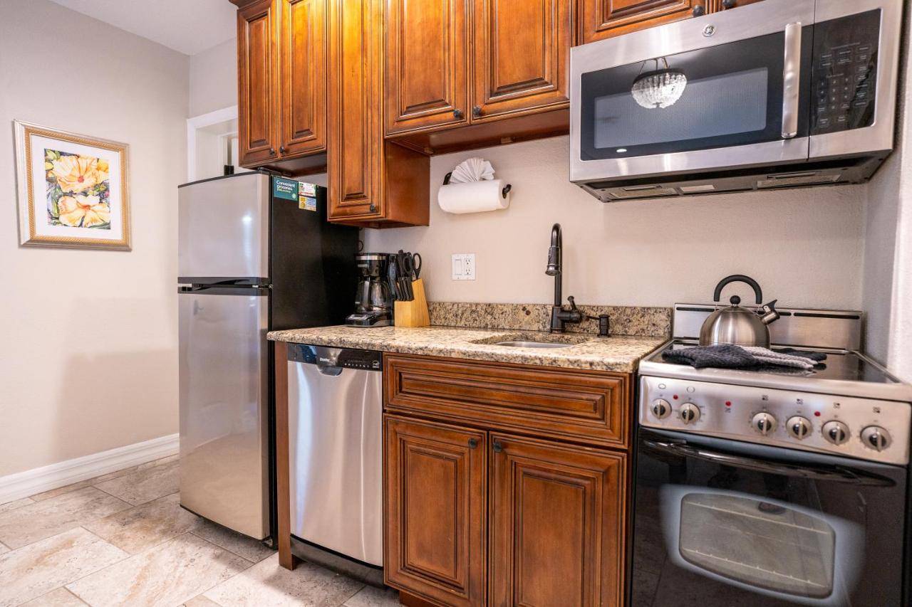 Deluxe Suite Unit 107 at The Capri at Siesta