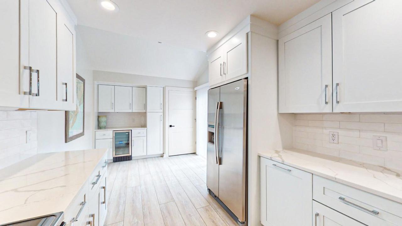 | 487 Captain's Cove