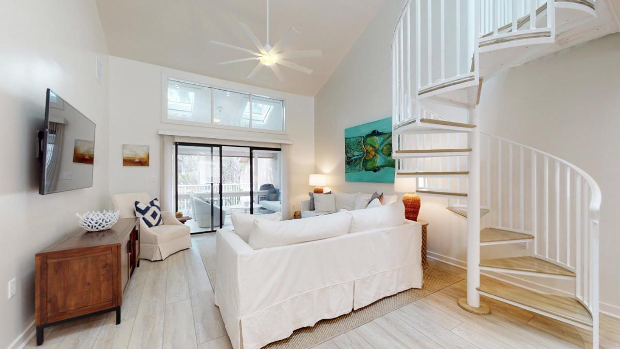 | 487 Captain's Cove
