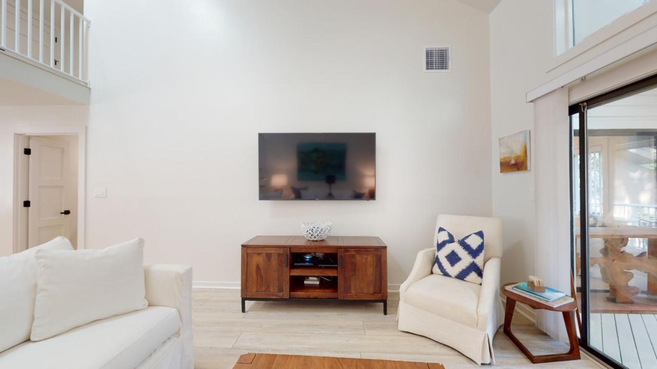 | 487 Captain's Cove