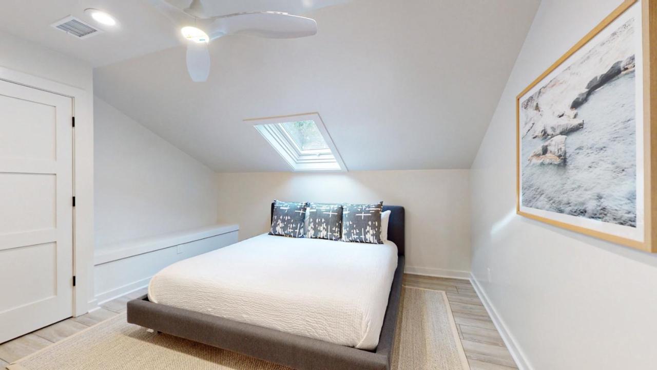 | 487 Captain's Cove