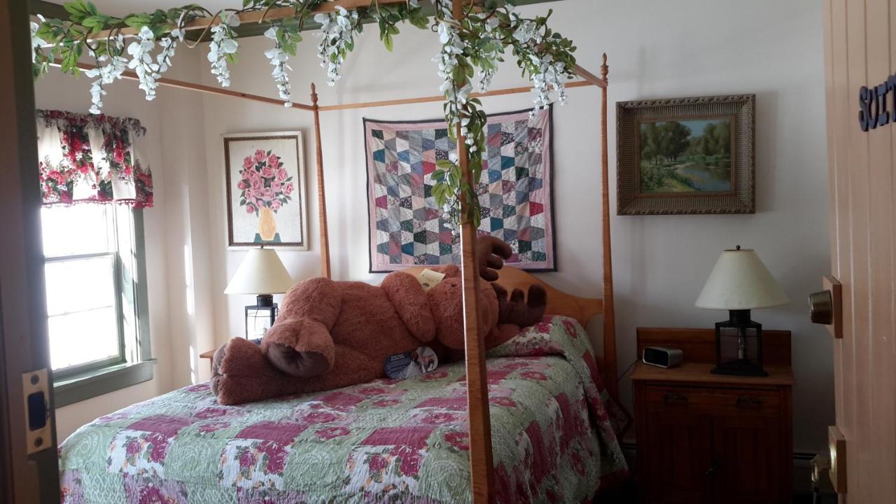  | Inn at Buck Hollow Farm