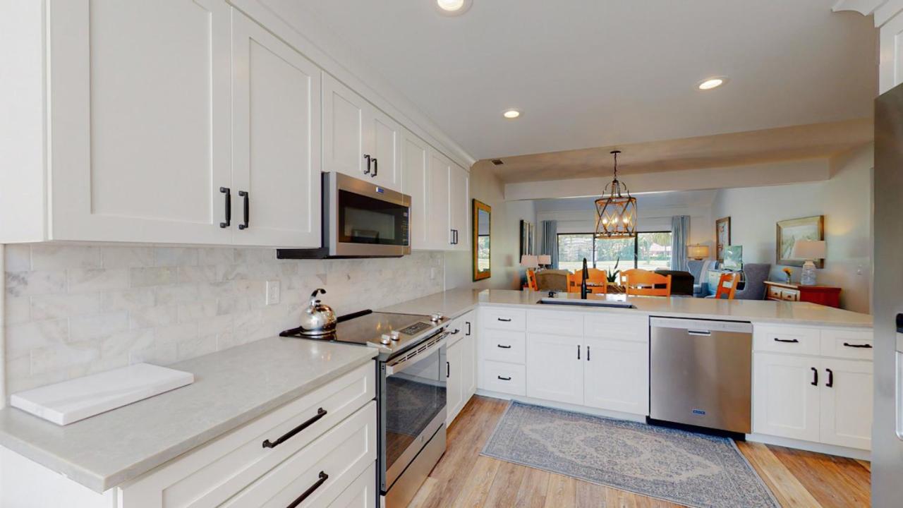 | 934 Inverness Village