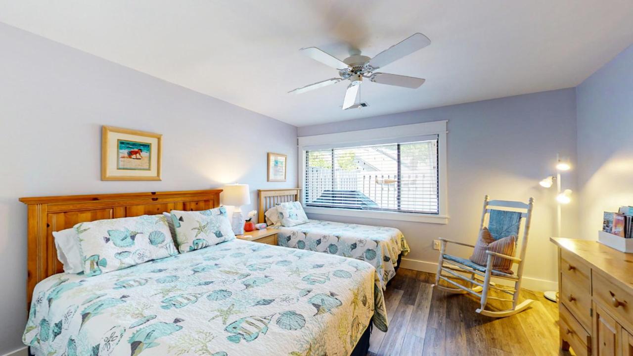 | 934 Inverness Village