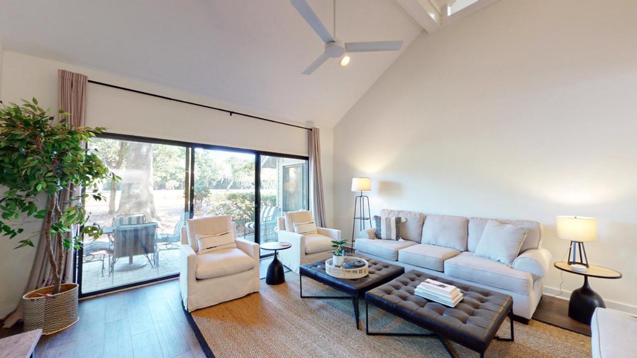 | 956 Inverness Village