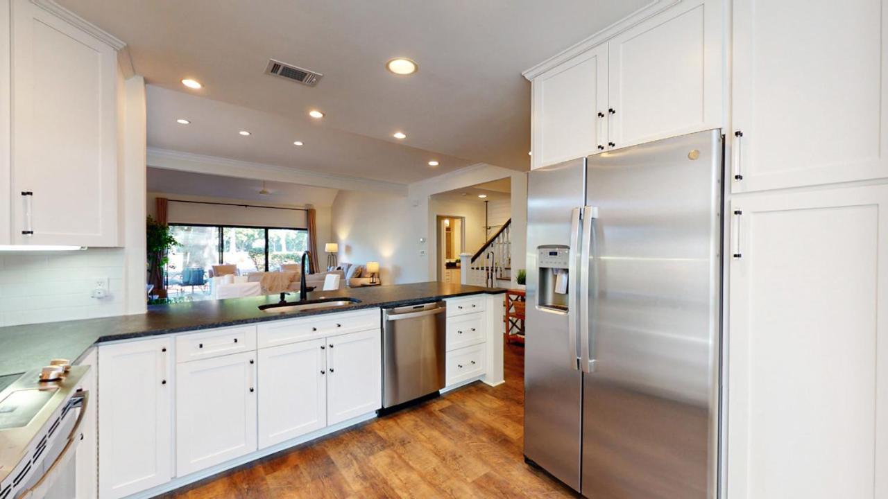 | 956 Inverness Village