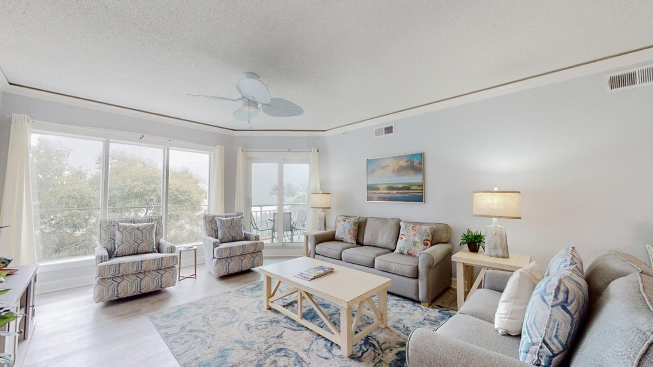  | 406 Windsor Place