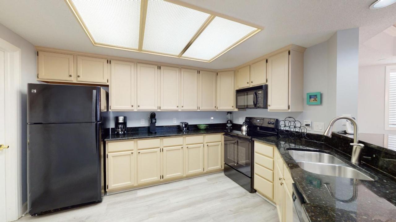  | 406 Windsor Place