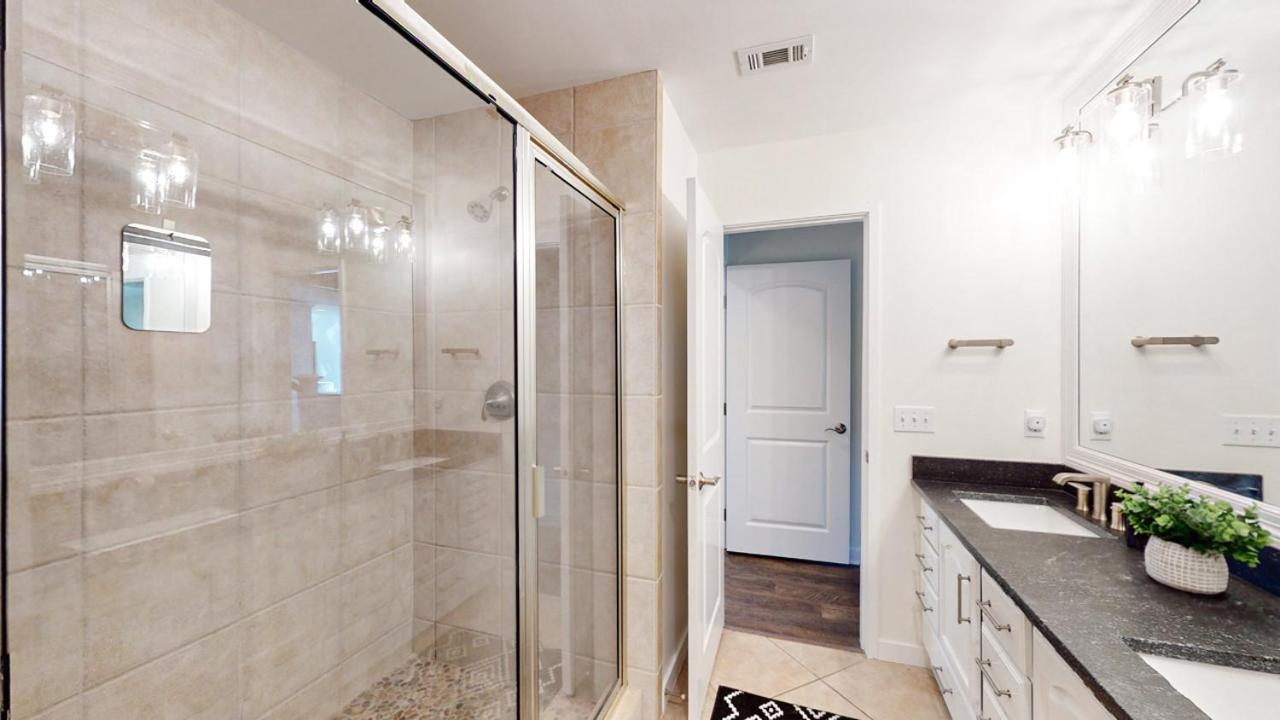 | 956 Inverness Village