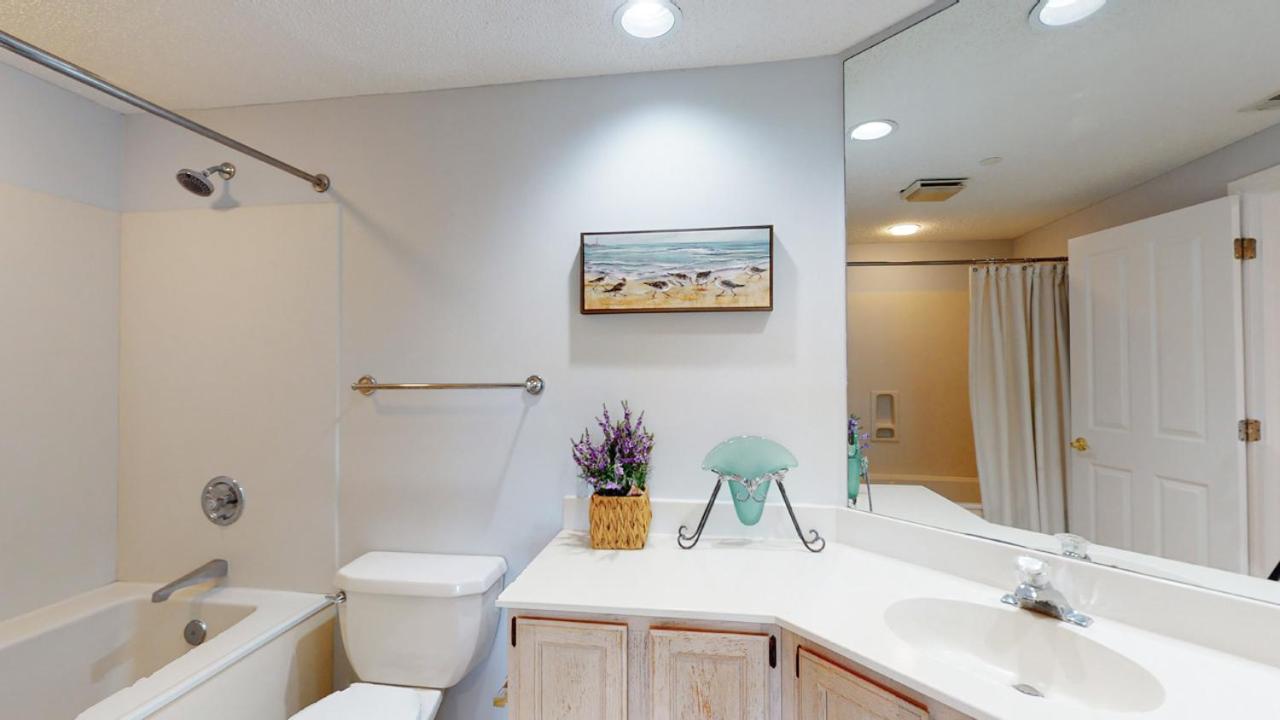  | 406 Windsor Place