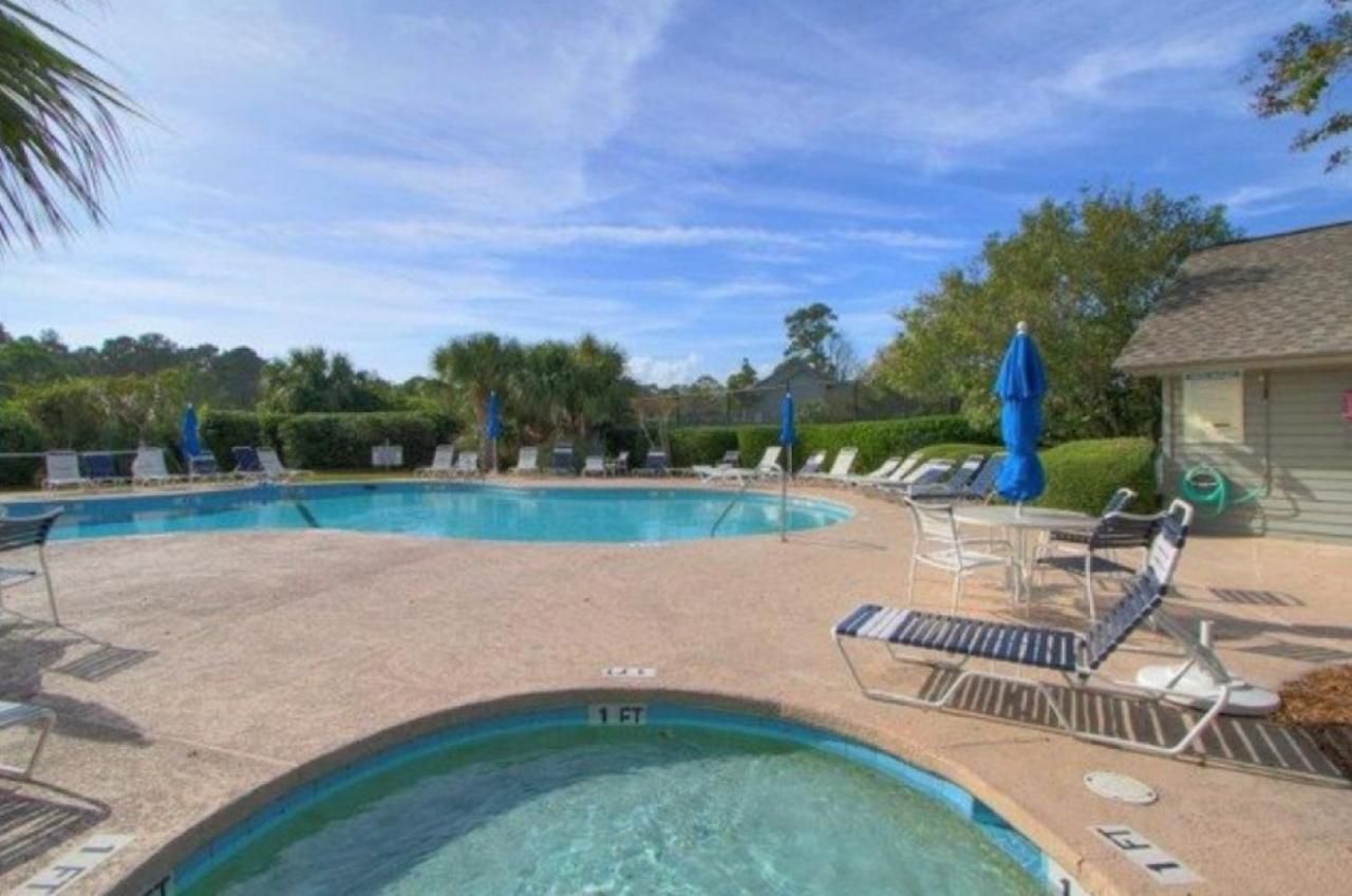 | 956 Inverness Village