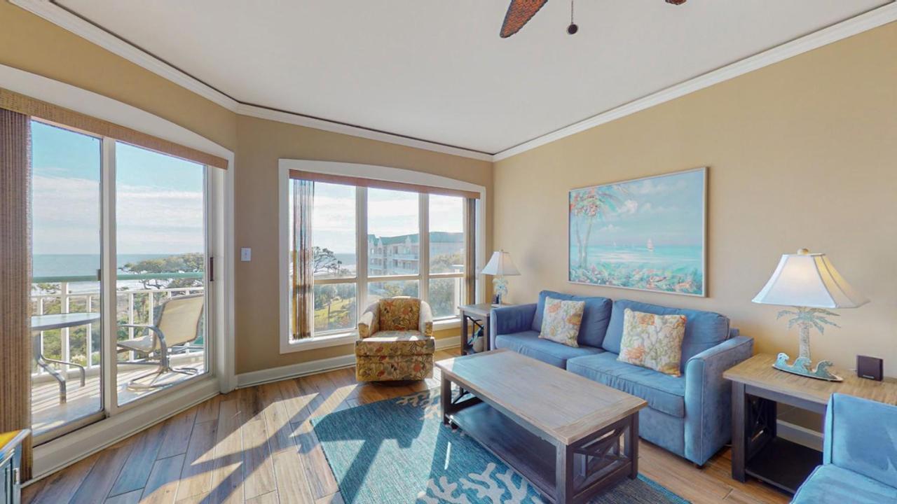 | 4505 Windsor Court North