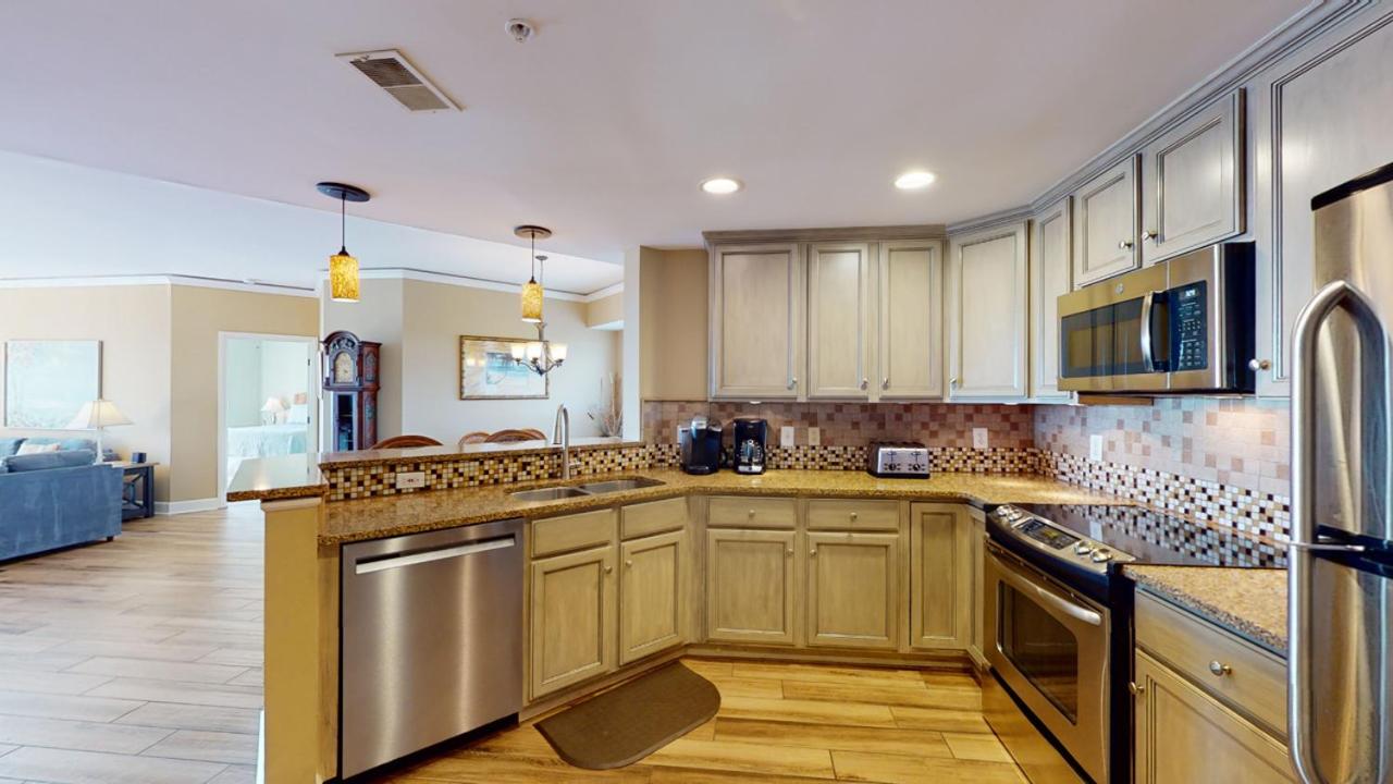  | 4505 Windsor Court North