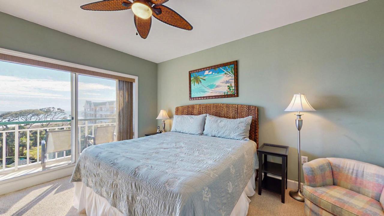 | 4505 Windsor Court North