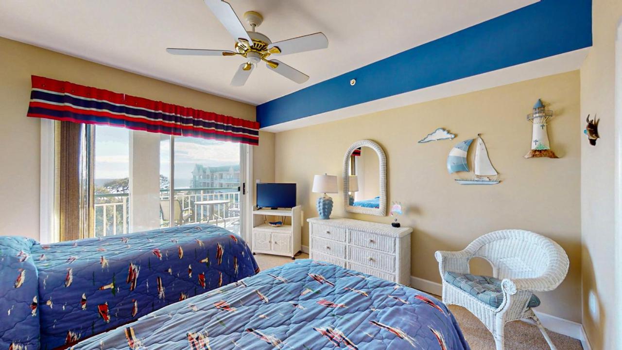 | 4505 Windsor Court North