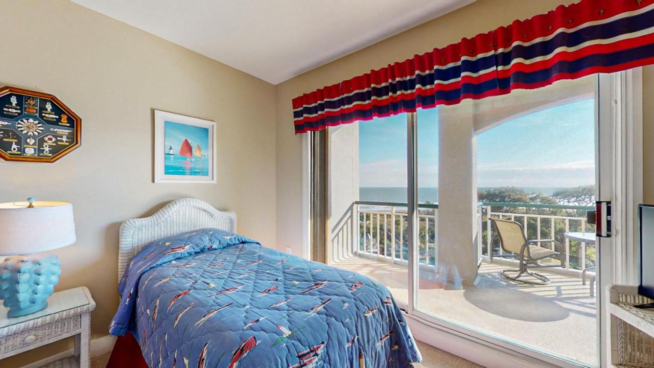| 4505 Windsor Court North