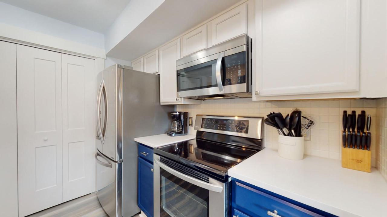 | 266 Turnberry Village