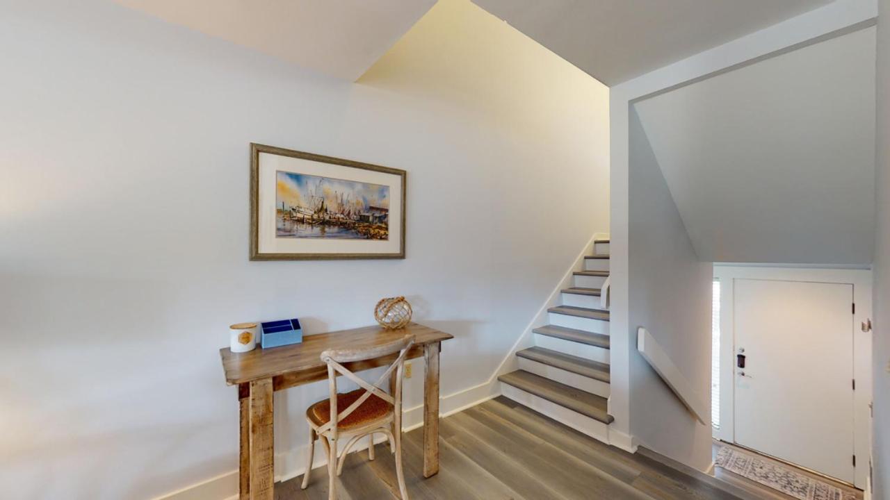 | 266 Turnberry Village