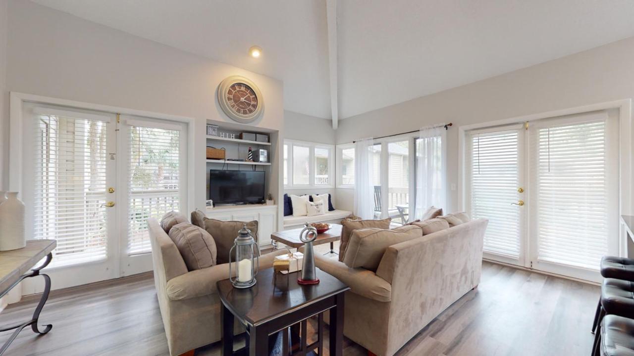 | 1766 Saint Andrews Commons