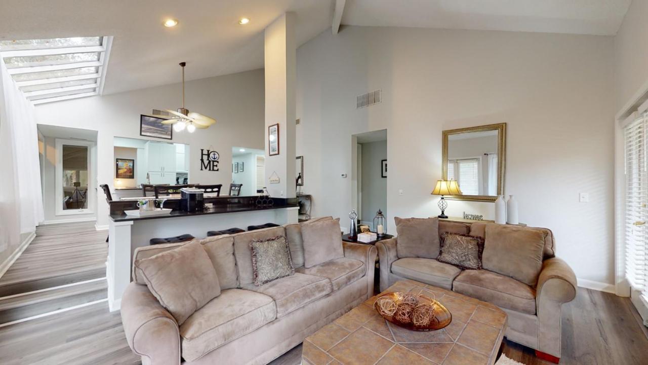  | 1766 Saint Andrews Commons