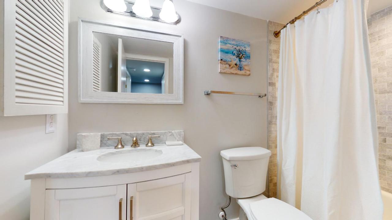 | 1766 Saint Andrews Commons
