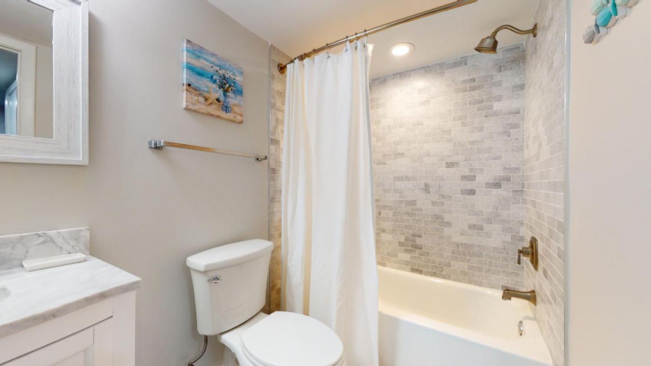 | 1766 Saint Andrews Commons