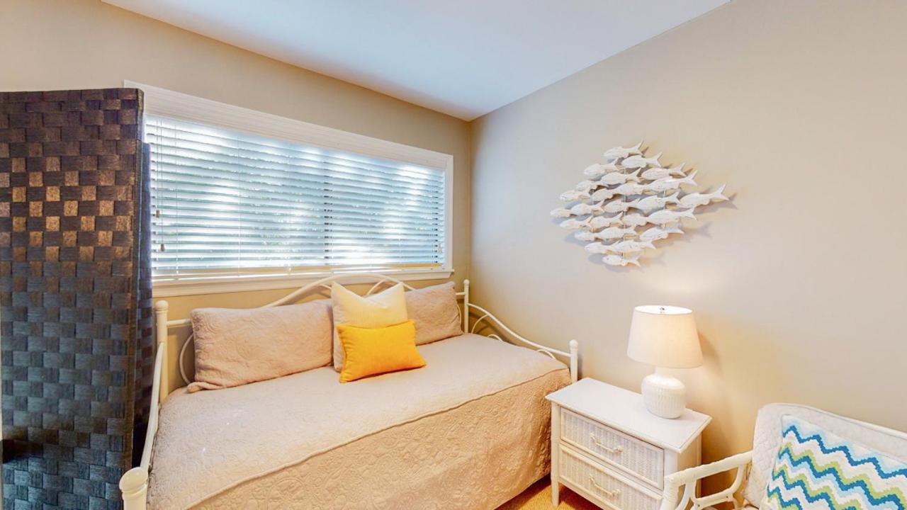  | 27 Water Oak