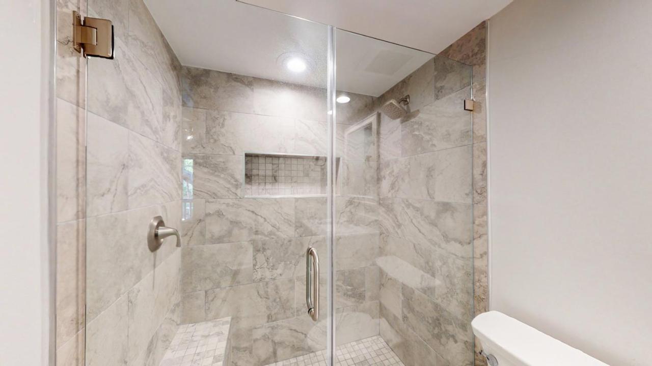  | 36 Hickory Cove