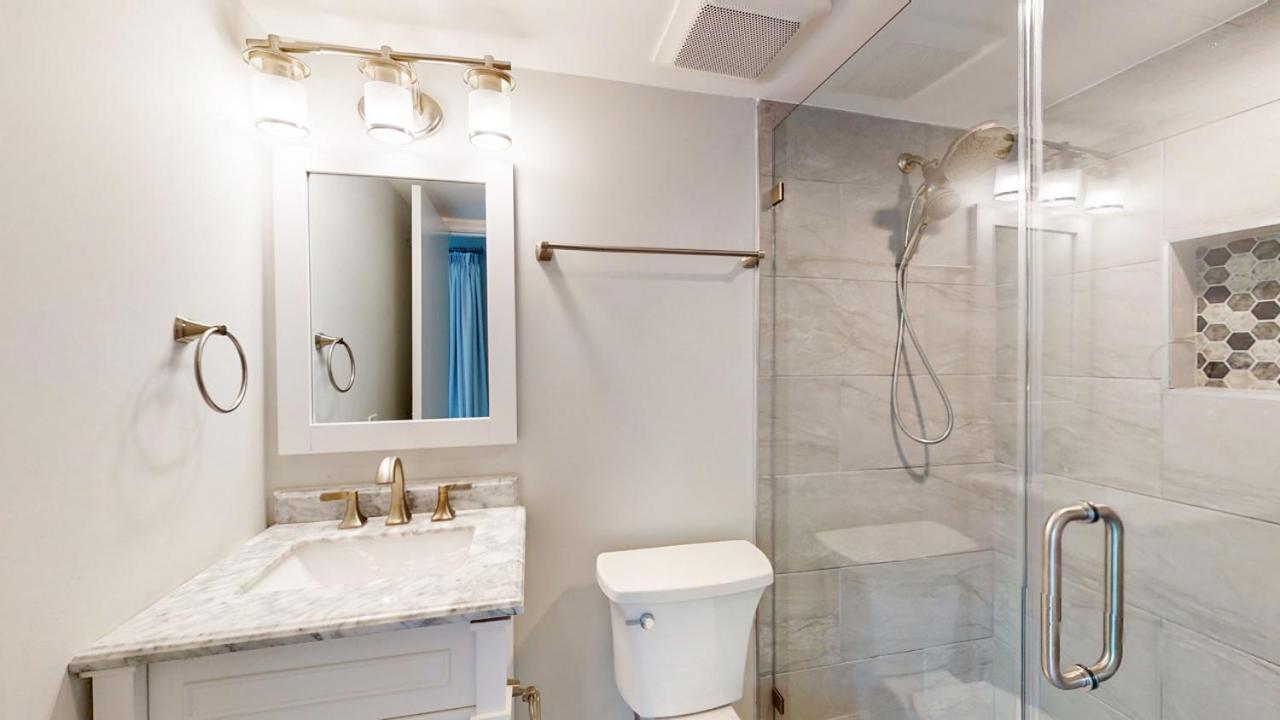  | 36 Hickory Cove
