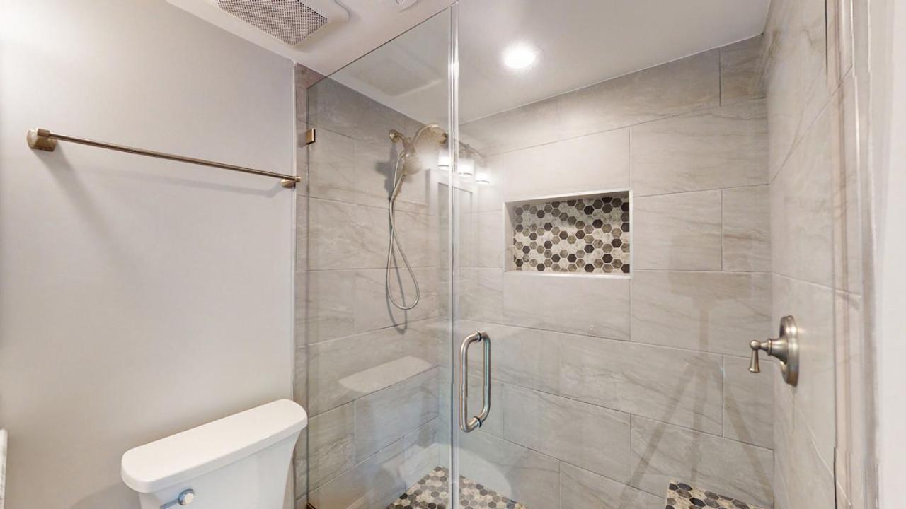  | 36 Hickory Cove