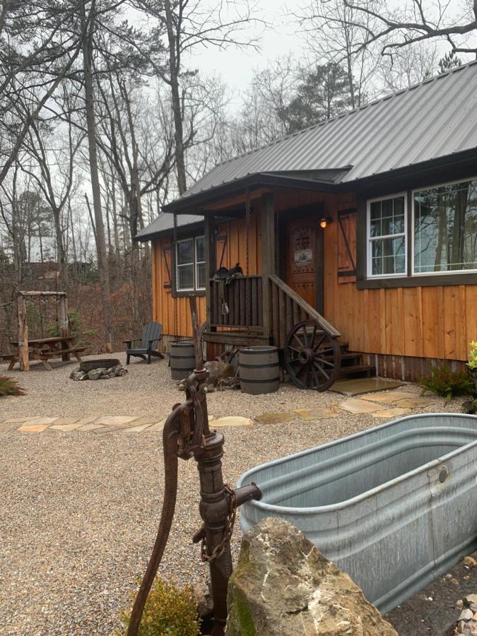 | Fox Pass Cabins
