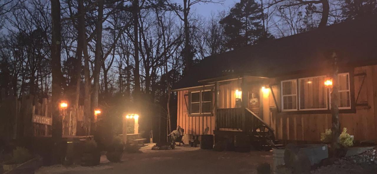 | Fox Pass Cabins
