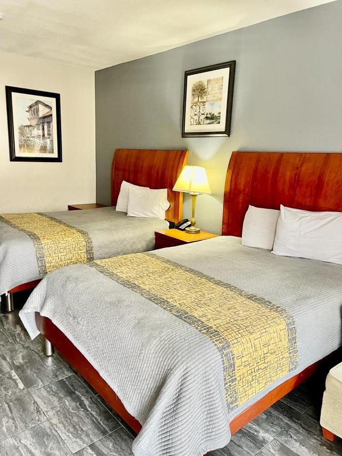 | American Way Inn & Suites